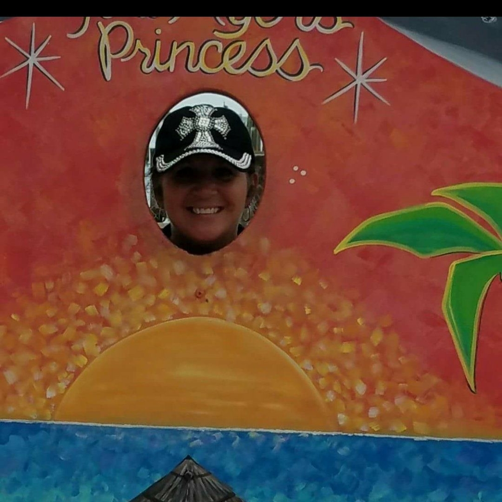 Meet your Posher, Debbie